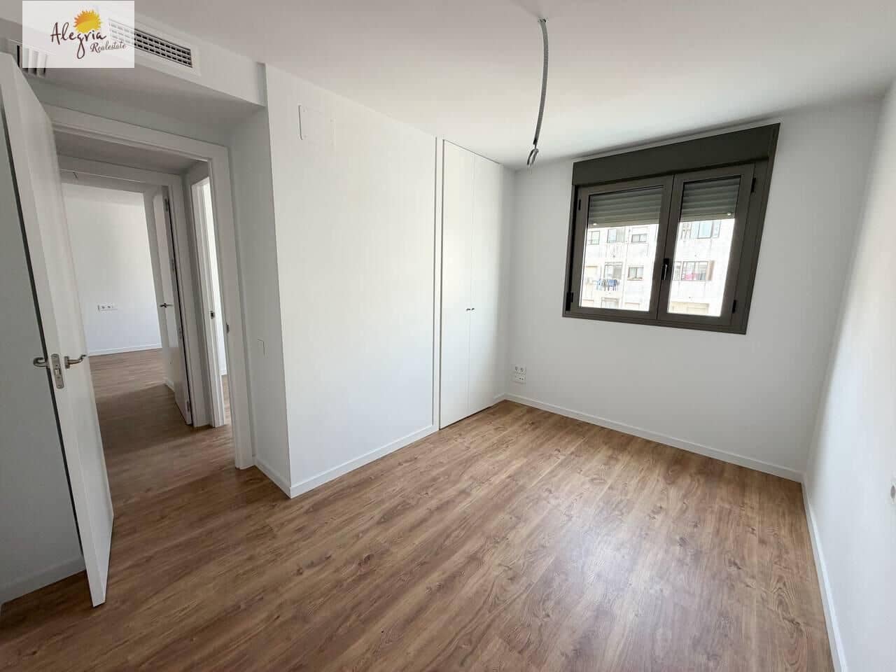 Apartamento de 3 habitaciones en València ciudad en alquiler - 1.700 € (Ref: 9804401)