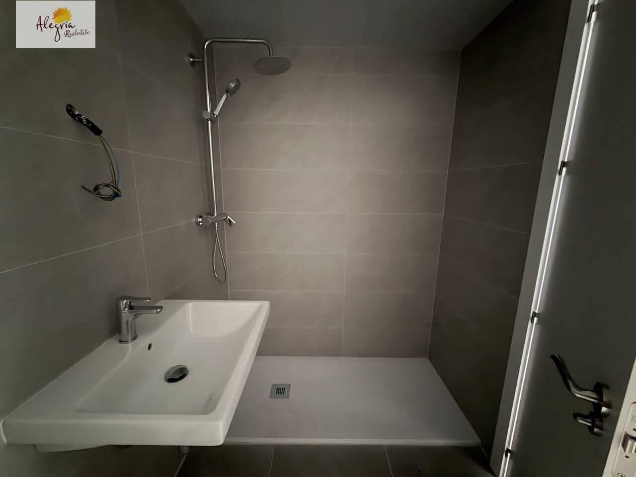 Apartamento de 3 habitaciones en València ciudad en alquiler - 1.700 € (Ref: 9804401)