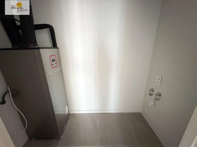 Apartamento de 3 habitaciones en València ciudad en alquiler - 1.700 € (Ref: 9804401)