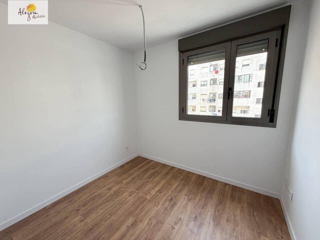 Apartamento de 3 habitaciones en València ciudad en alquiler - 1.700 € (Ref: 9804401)