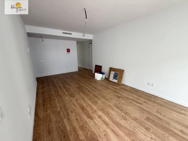 Apartamento de 3 habitaciones en València ciudad en alquiler - 1.700 € (Ref: 9804401)
