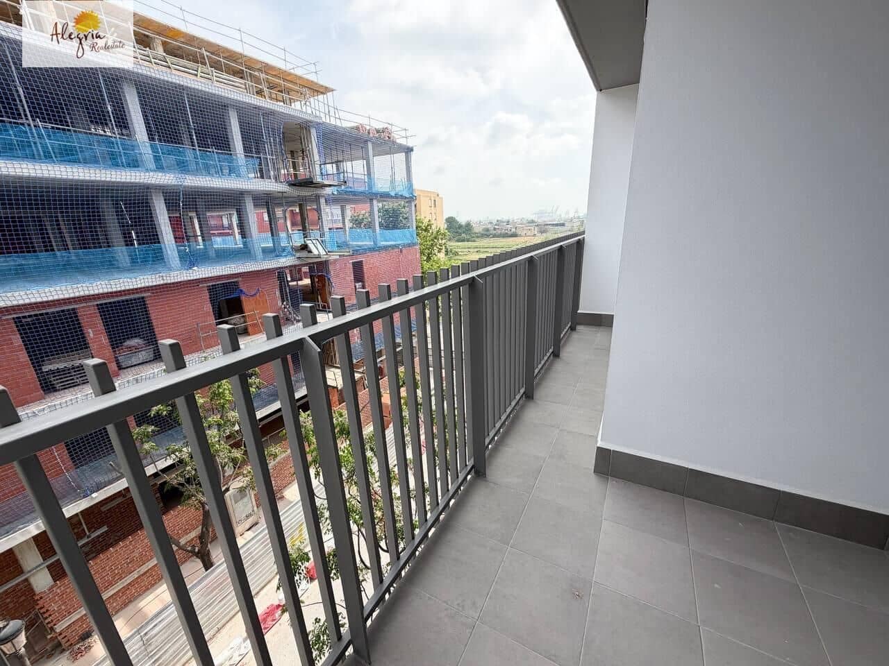 Apartamento de 3 habitaciones en València ciudad en alquiler - 1.700 € (Ref: 9804401)