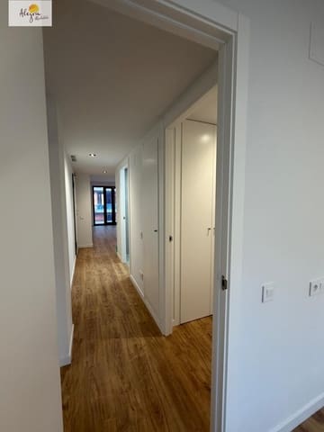3 soveværelse Lejlighed til leje i Valencia by - € 1.700 (Ref: 9804401)
