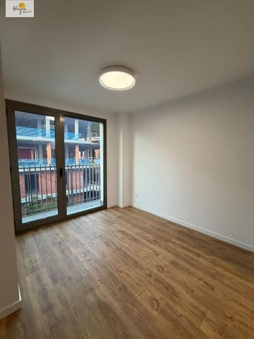 3 soveværelse Lejlighed til leje i Valencia by - € 1.700 (Ref: 9804401)