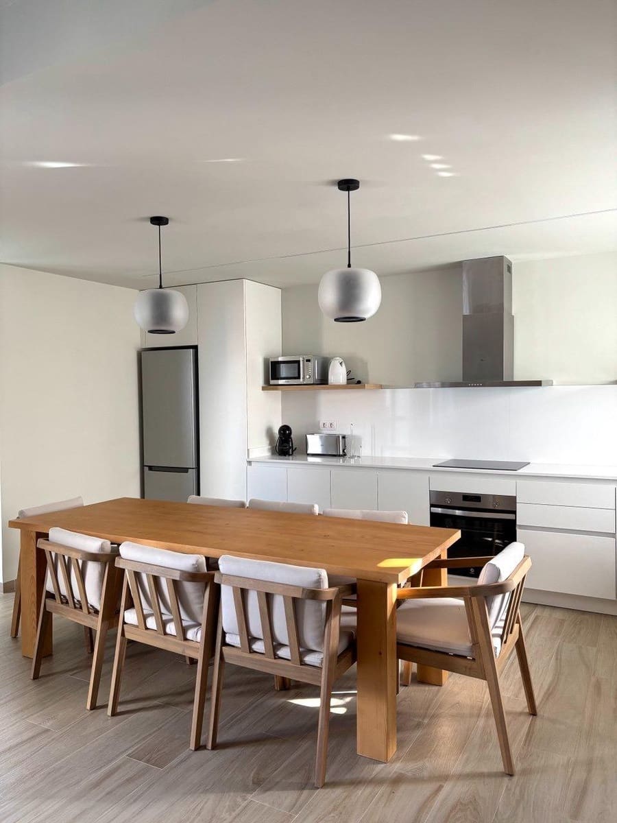 3 soveværelse Lejlighed til leje i Alfaz del Pi / L'Alfas del Pi med swimmingpool garage - € 2.150 (Ref: 9804402)