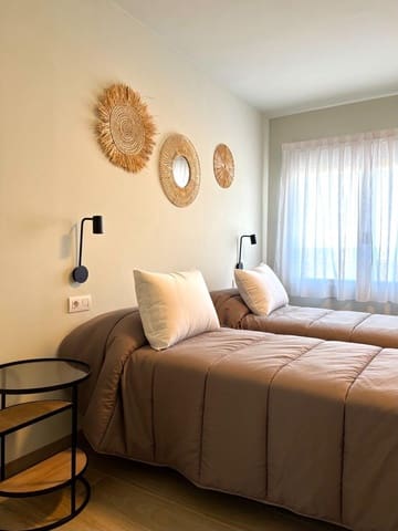 3 soveværelse Lejlighed til leje i Alfaz del Pi / L'Alfàs del Pi med swimmingpool garage - € 2.150 (Ref: 9804402)