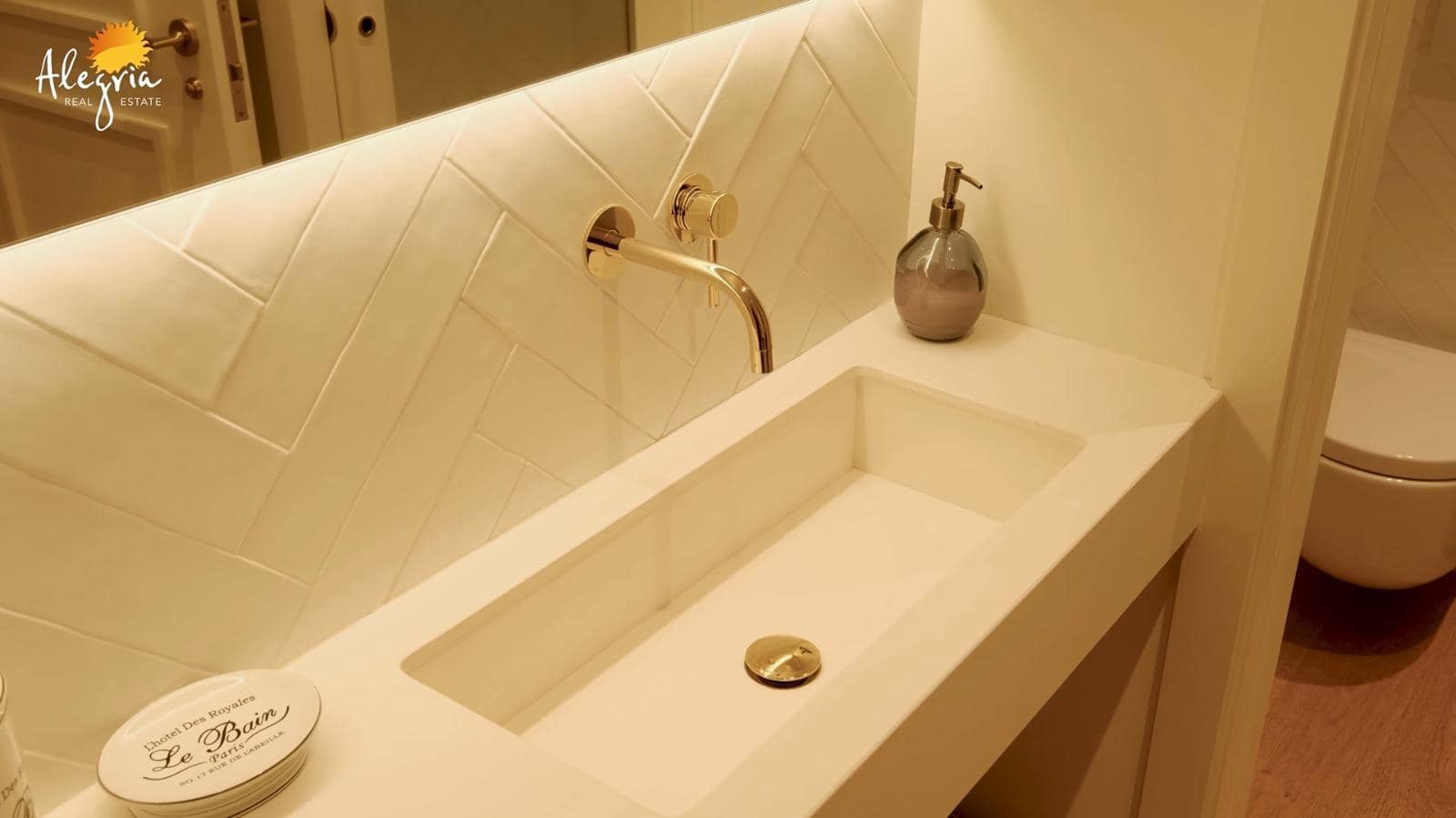 3 bedroom Apartment for sale in Valencia city - € 870,000 (Ref: 9806560)