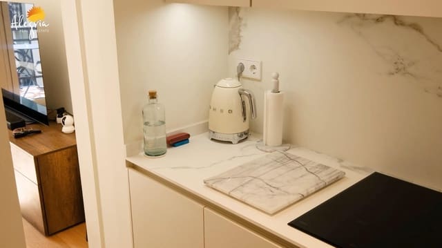 3 soveværelse Lejlighed til salg i La Gran Via, Valencia by - € 870.000 (Ref: 9806560)