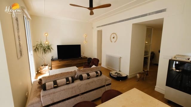 3 soveværelse Lejlighed til salg i La Gran Via, Valencia by - € 870.000 (Ref: 9806560)