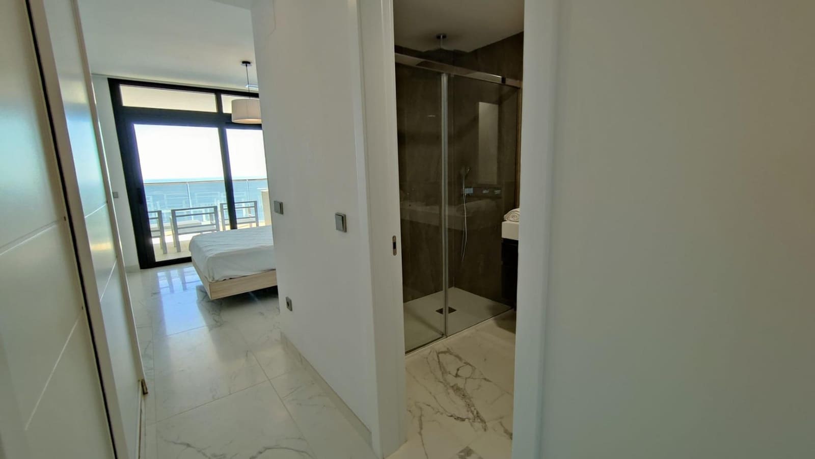 3 quarto Penthouse para venda em Benidorm com piscina garagem - 1 495 000 € (Ref: 9806561)