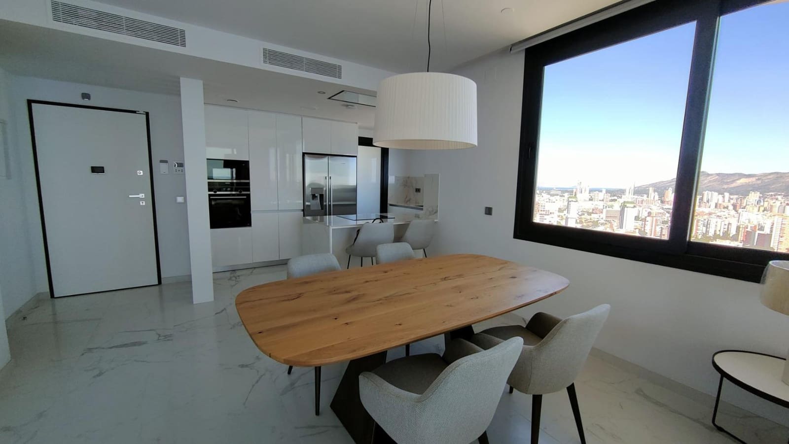 3 quarto Penthouse para venda em Benidorm com piscina garagem - 1 495 000 € (Ref: 9806561)