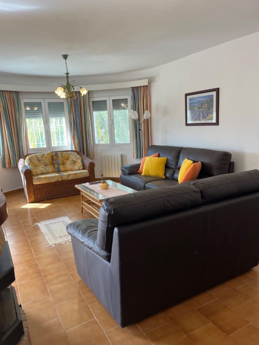 Chalet de 3 habitaciones en Benissa en venta con piscina garaje - 785.000 € (Ref: 9806564)