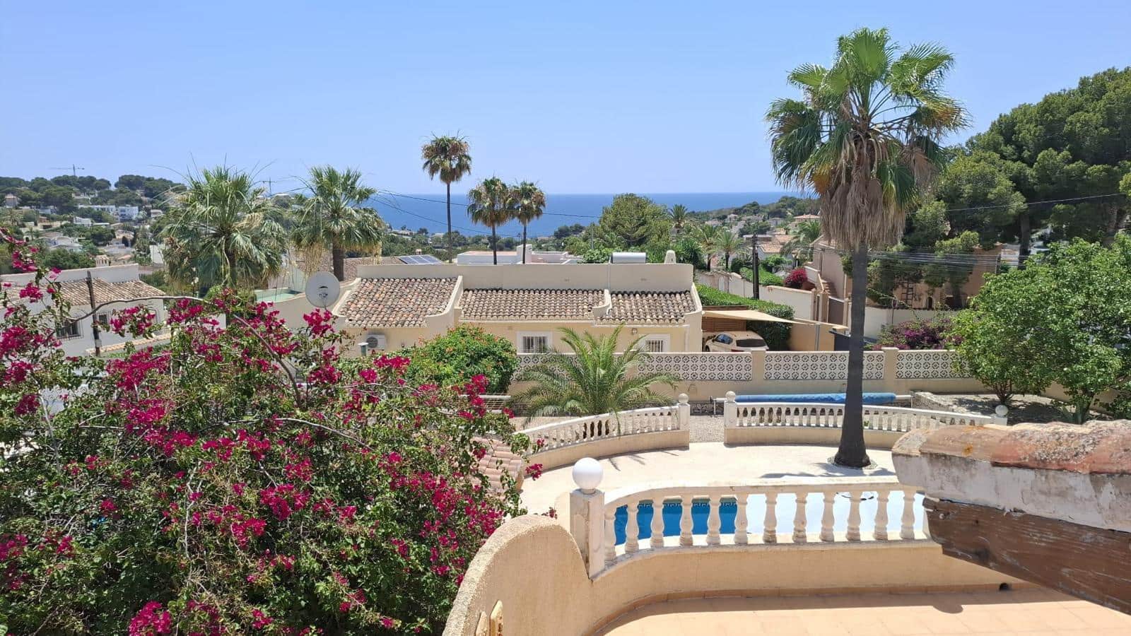Chalet de 3 habitaciones en Benissa en venta con piscina garaje - 785.000 € (Ref: 9806564)