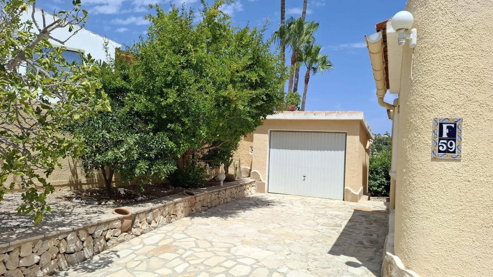 Chalet de 3 habitaciones en Benissa en venta con piscina garaje - 785.000 € (Ref: 9806564)