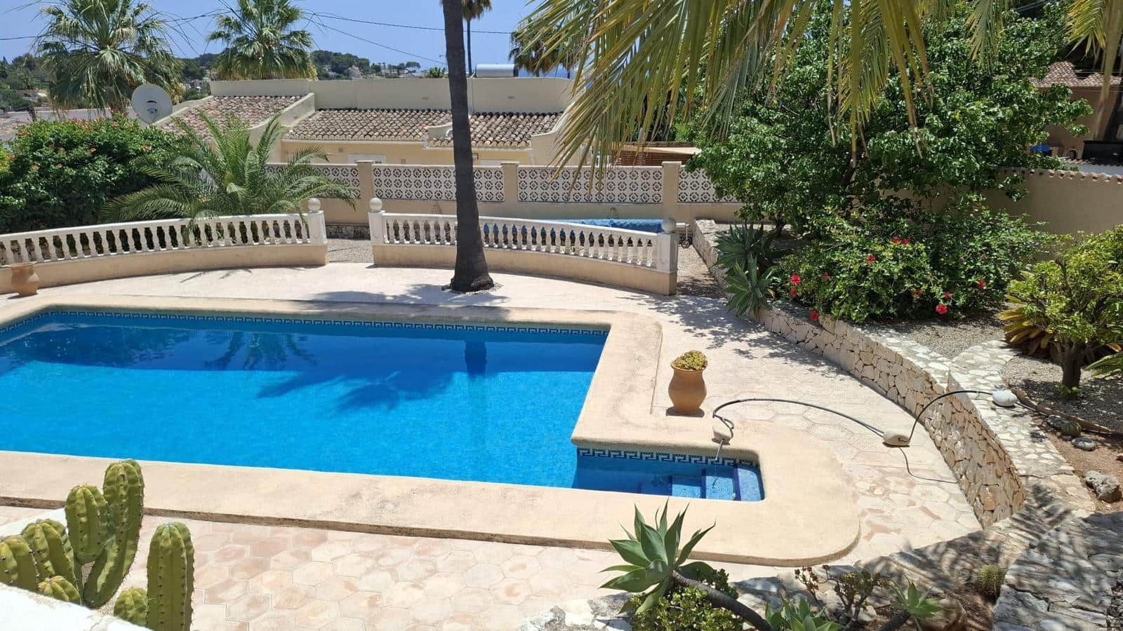 Chalet de 3 habitaciones en Benissa en venta con piscina garaje - 785.000 € (Ref: 9806564)