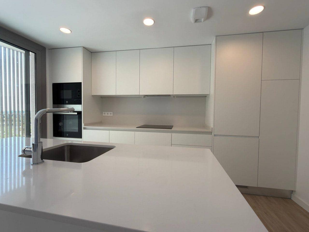 3 bedroom Apartment for sale in Alicante / Alacant city with garage - € 519,000 (Ref: 9814376)