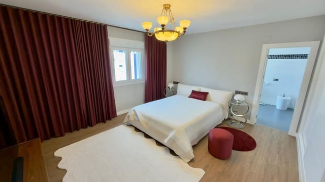 4 sypialnia Penthouse na sprzedaż w La Villajoyosa / Vila Joiosa z basenem - 1 080 000 € (Ref: 9817990)