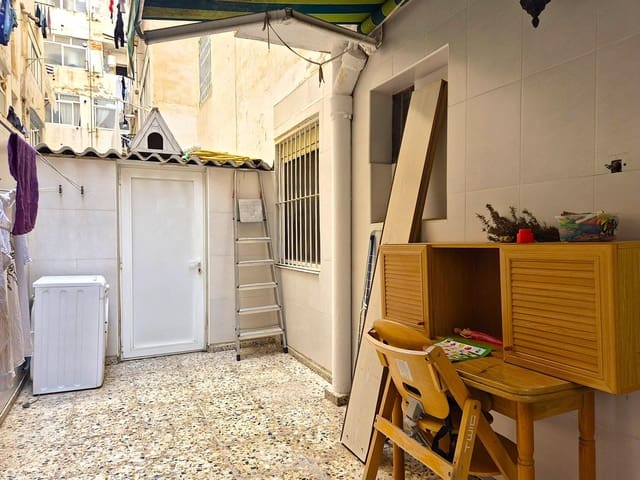 3 soverom Leilighet til salgs i Alicante by - € 74 000 (Ref: 9823016)