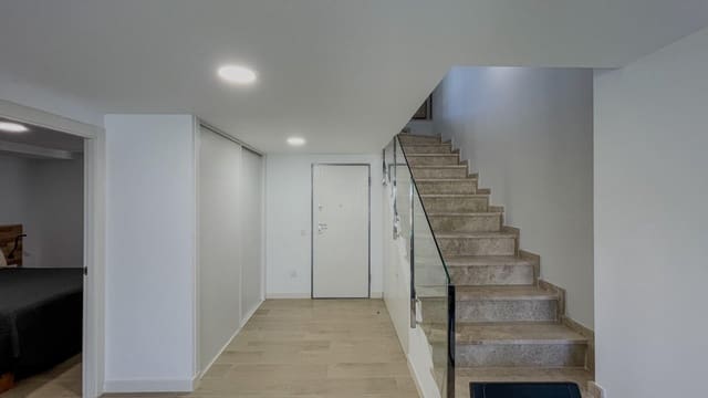 5 slaapkamer Appartement te huur in Finestrat met zwembad - € 2.950 (Ref: 9829276)