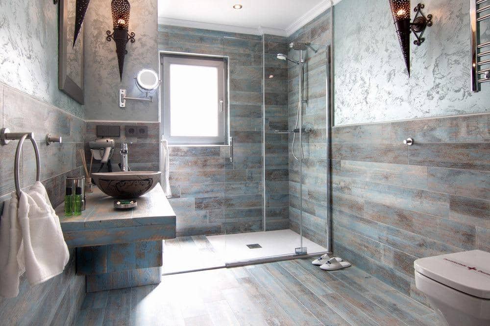 7 sypialnia Hotel na sprzedaż w Busot - 1 200 000 € (Ref: 9829277)