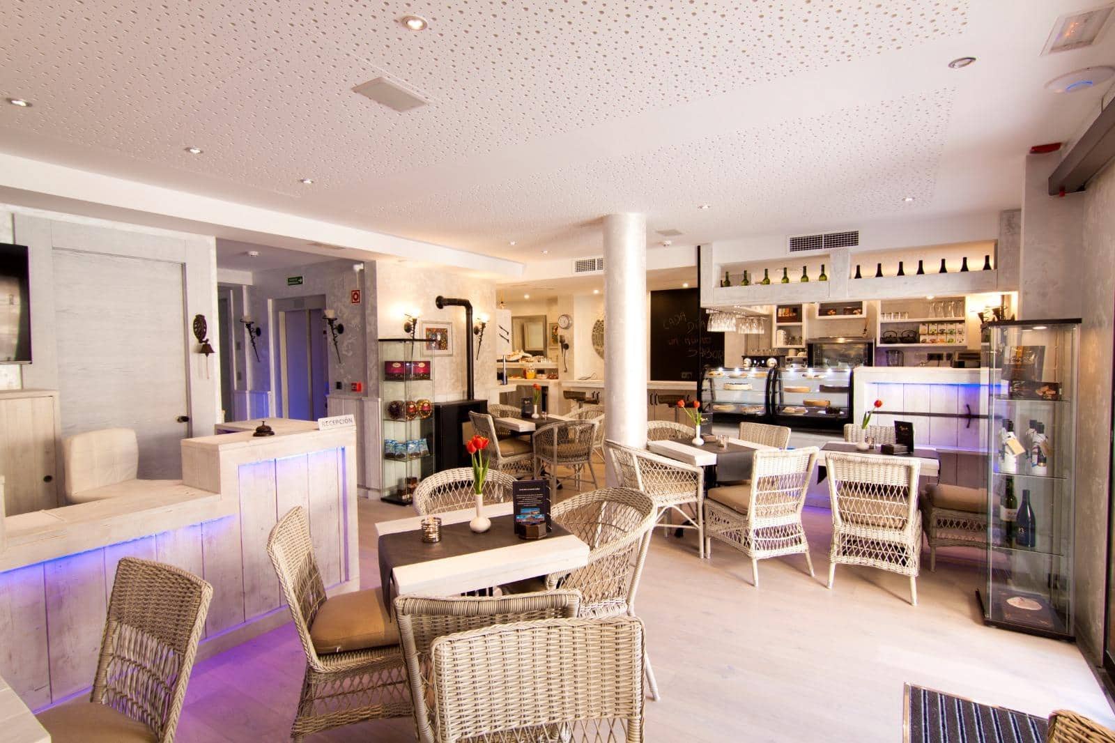 7 sypialnia Hotel na sprzedaż w Busot - 1 200 000 € (Ref: 9829277)