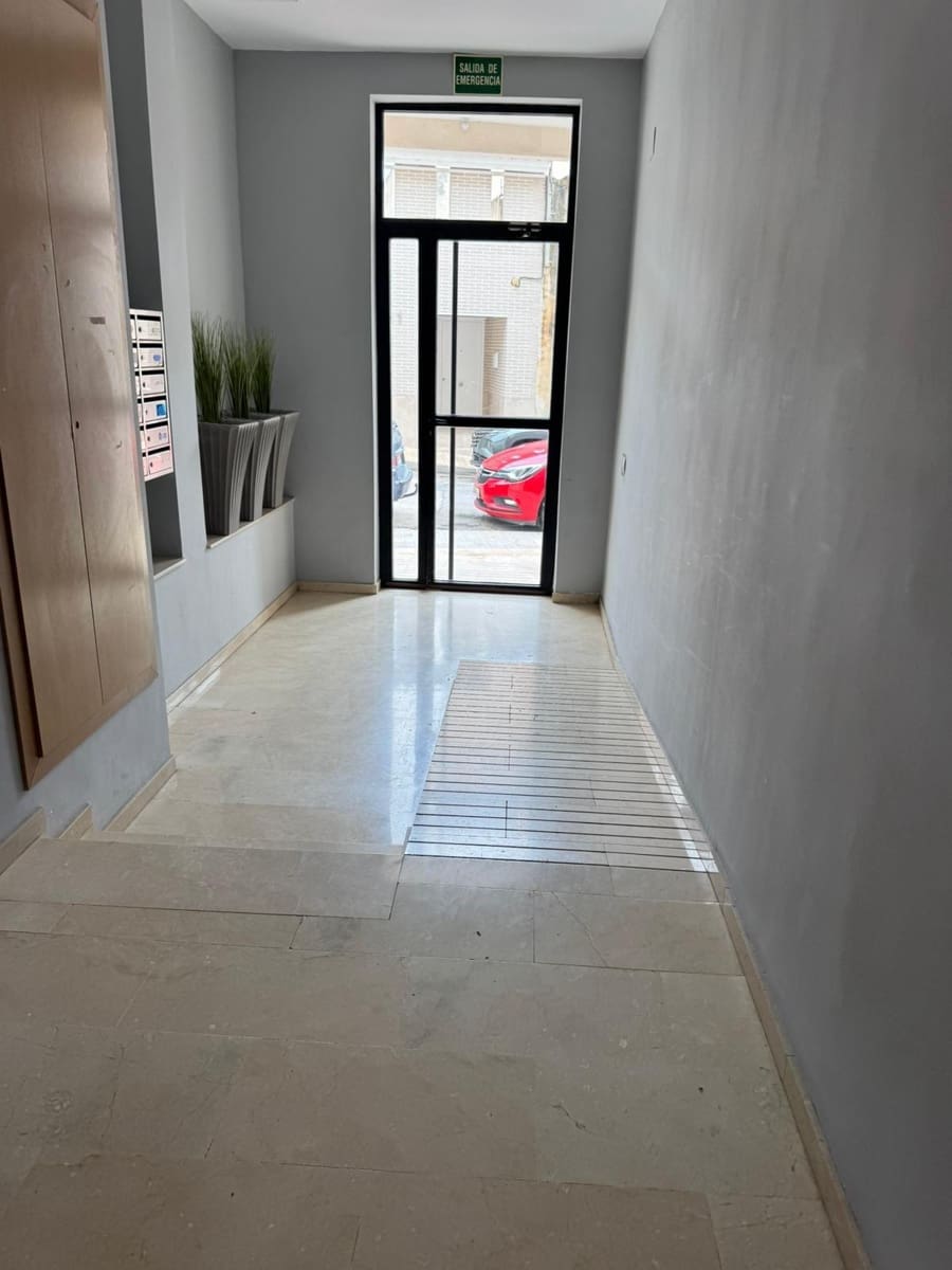2 sovrum Lägenhet till salu i Benaguasil - 225 000 € (Ref: 9829280)