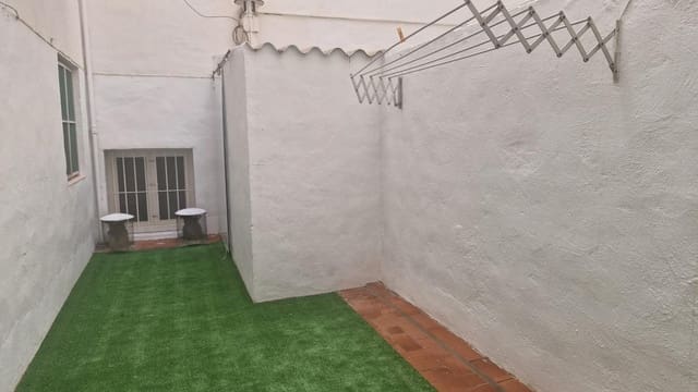 3 soveværelse Lejlighed til salg i Benalúa, Alicante by - € 245.000 (Ref: 9829281)