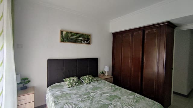 3 soveværelse Lejlighed til salg i Benalúa, Alicante by - € 245.000 (Ref: 9829281)