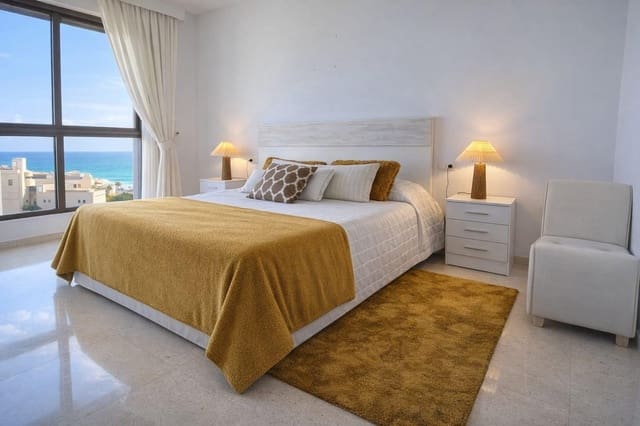 3 sovrum Lägenhet att hyra i Playa Poniente, Benidorm med pool garage - 2 500 € (Ref: 9831632)