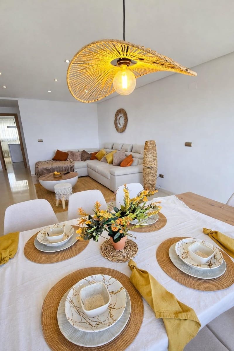 3 sovrum Lägenhet att hyra i Benidorm med pool garage - 2 500 € (Ref: 9831632)