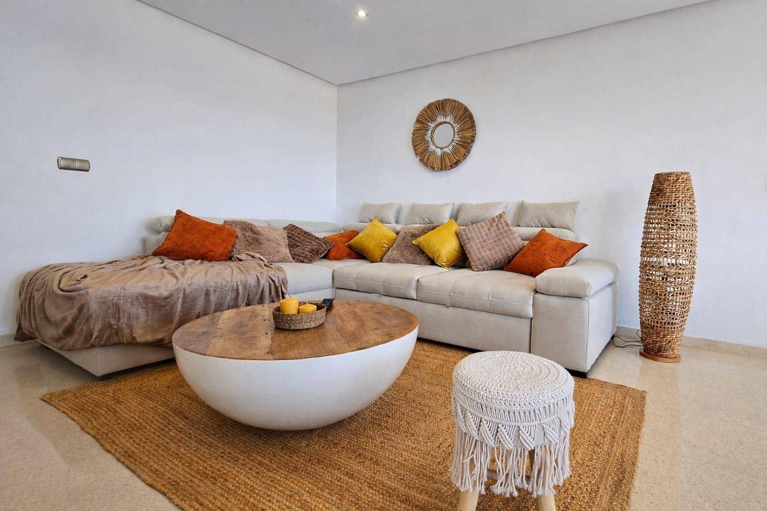 3 sovrum Lägenhet att hyra i Benidorm med pool garage - 2 500 € (Ref: 9831632)