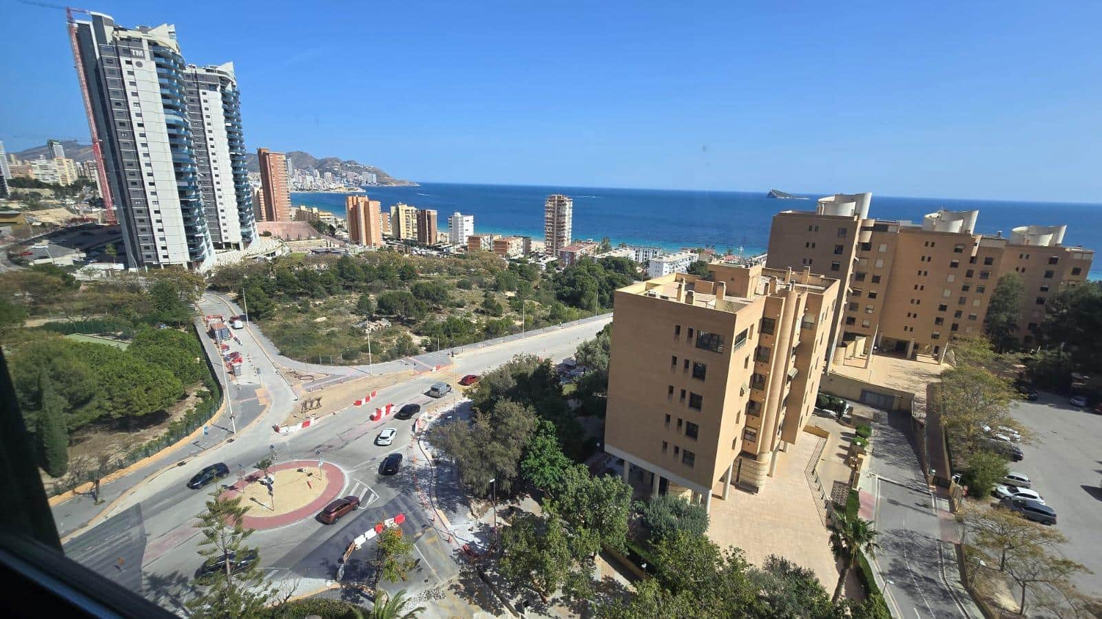 3 sovrum Lägenhet att hyra i Benidorm med pool garage - 2 500 € (Ref: 9831632)