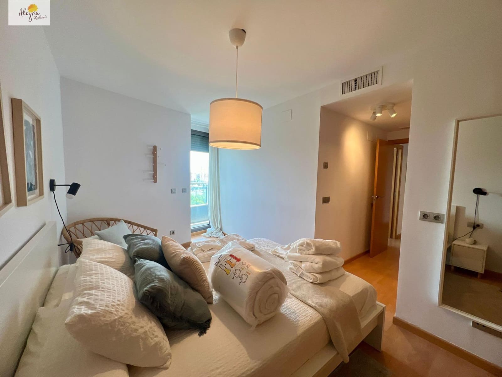 3 soveværelse Lejlighed til salg i Mislata - € 435.700 (Ref: 9831633)