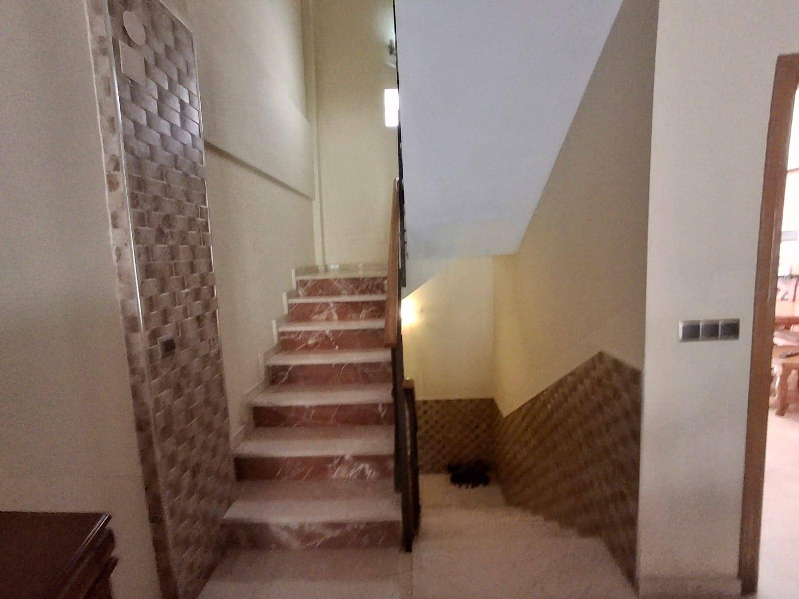 5 sypialnia Dom szeregowy na sprzedaż w La Nucia z garażem - 307 000 € (Ref: 9833762)