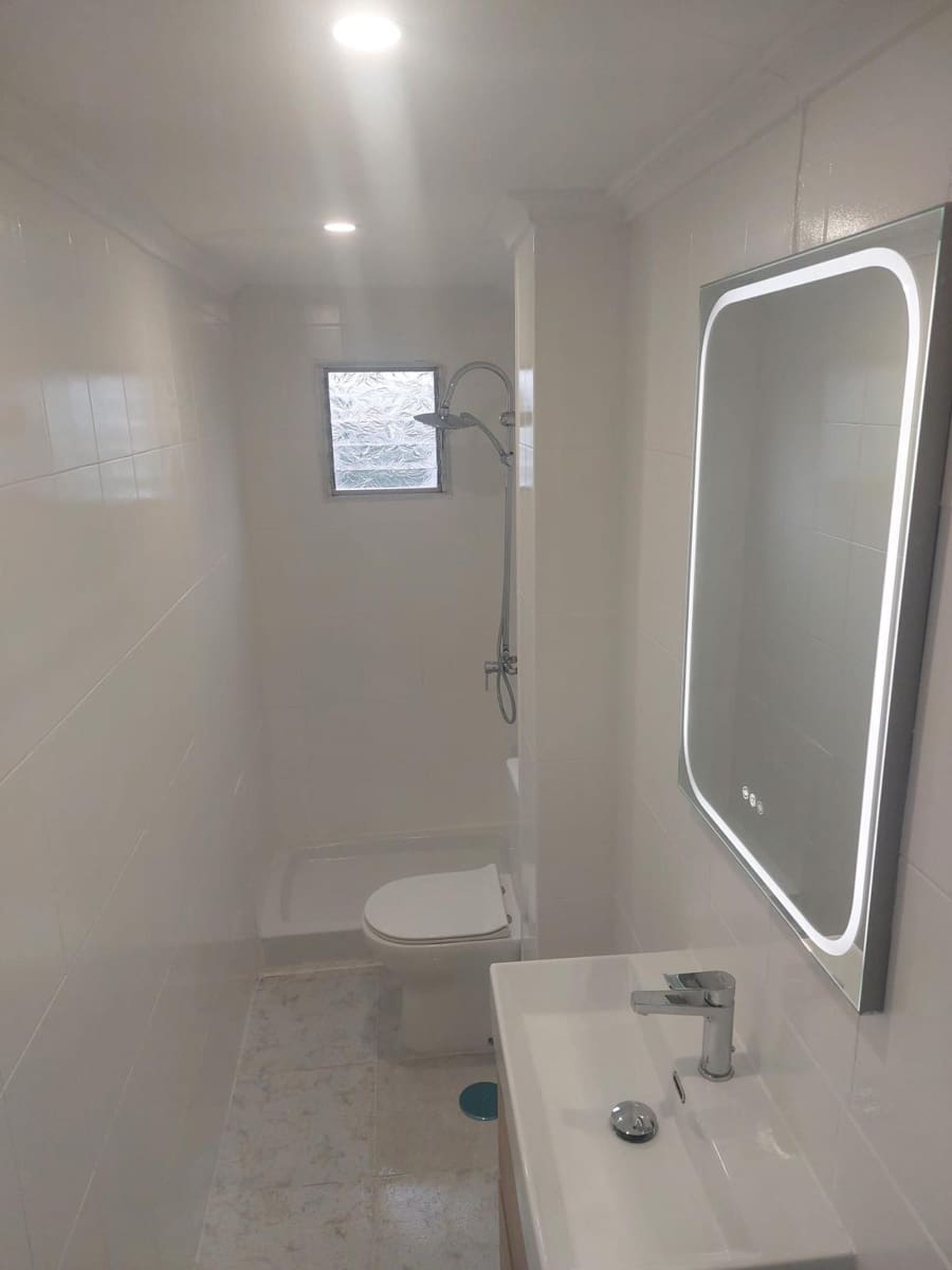 3 slaapkamer Appartement te huur in Santa Pola - € 750 (Ref: 9836426)