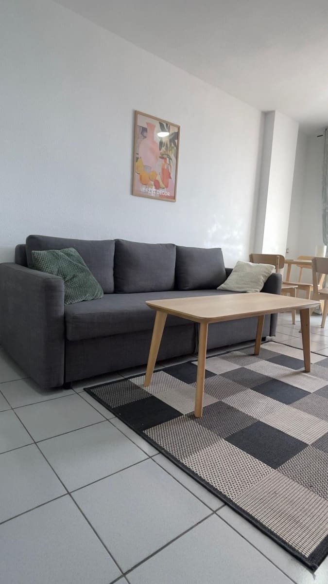 2 bedroom Apartment for rent in Benidorm with pool garage - € 1,200 (Ref: 9839364)