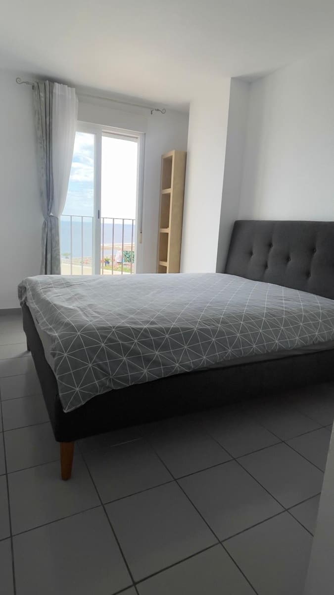 2 bedroom Apartment for rent in Benidorm with pool garage - € 1,200 (Ref: 9839364)
