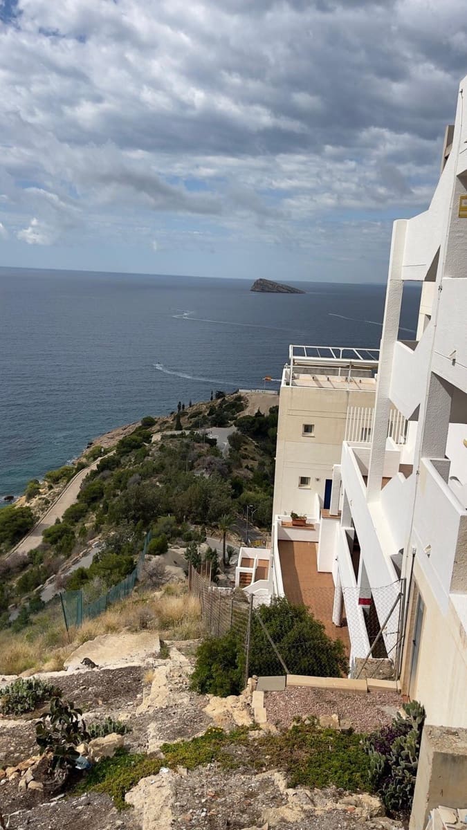 2 bedroom Apartment for rent in Benidorm with pool garage - € 1,200 (Ref: 9839364)