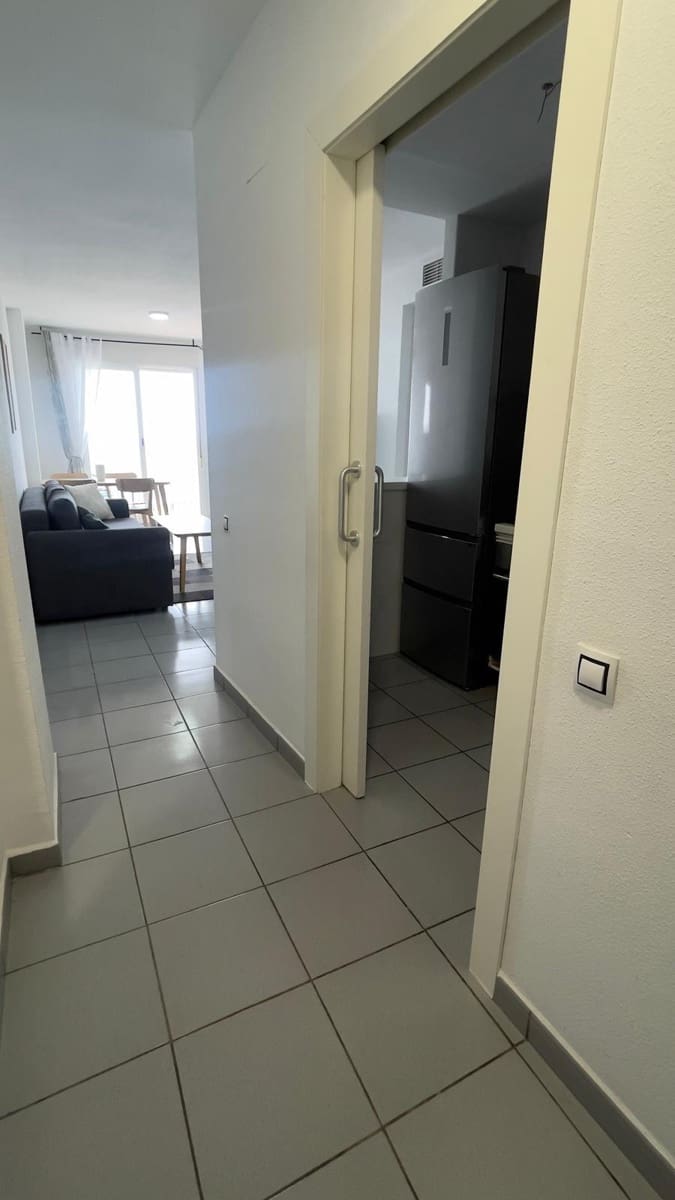 2 bedroom Apartment for rent in Benidorm with pool garage - € 1,200 (Ref: 9839364)