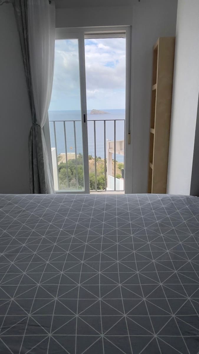 2 bedroom Apartment for rent in Benidorm with pool garage - € 1,200 (Ref: 9839364)