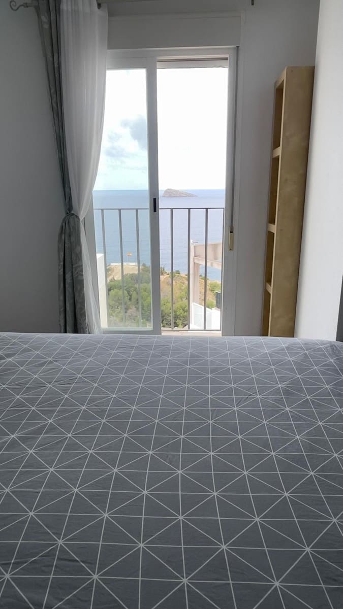 2 bedroom Apartment for rent in Benidorm with pool garage - € 1,200 (Ref: 9839364)
