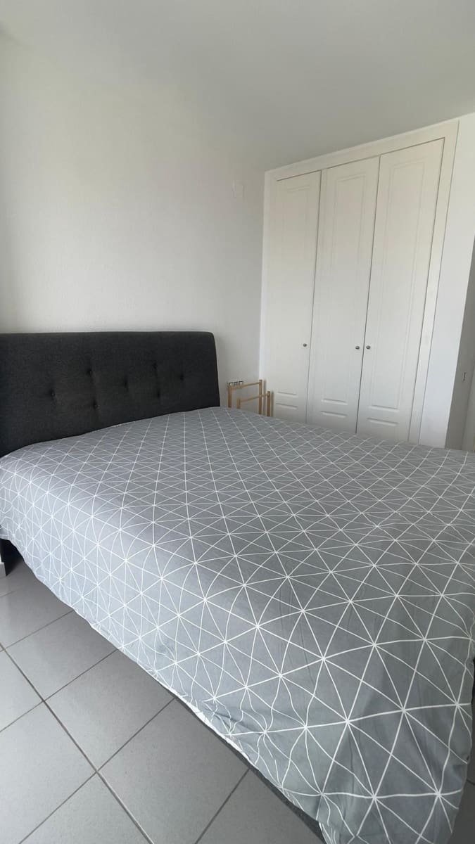 2 bedroom Apartment for rent in Benidorm with pool garage - € 1,200 (Ref: 9839364)