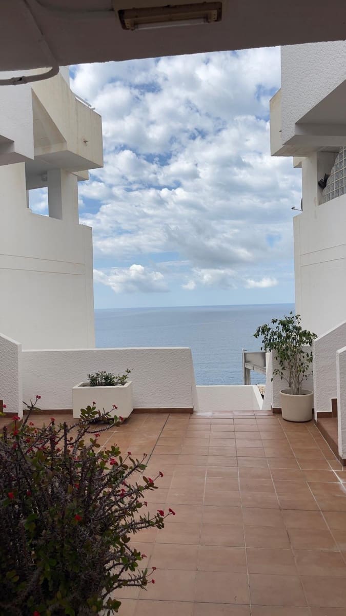 2 bedroom Apartment for rent in Benidorm with pool garage - € 1,200 (Ref: 9839364)
