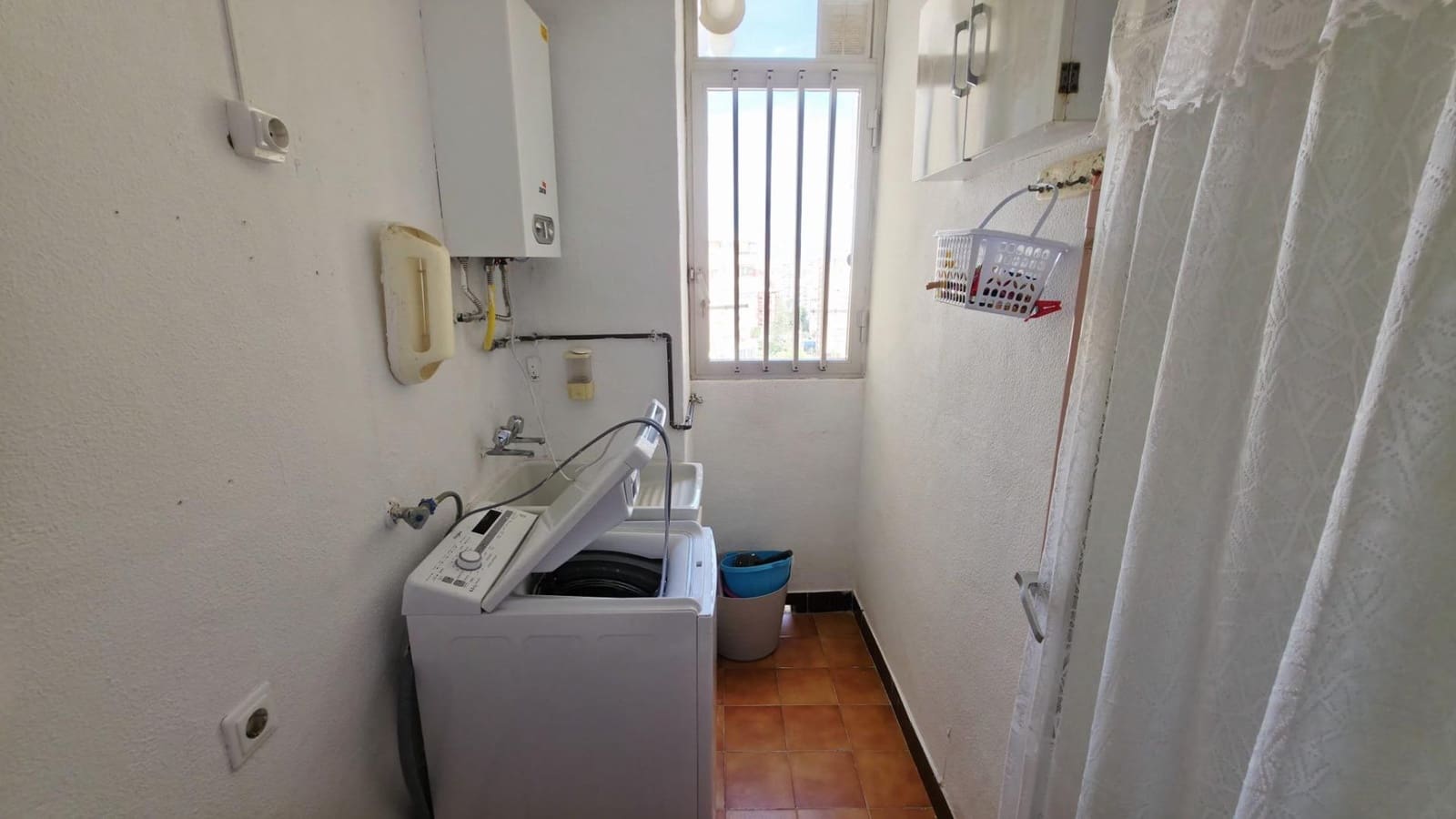 3 bedroom Flat for sale in Playa de San Juan with pool - € 435,000 (Ref: 9839365)