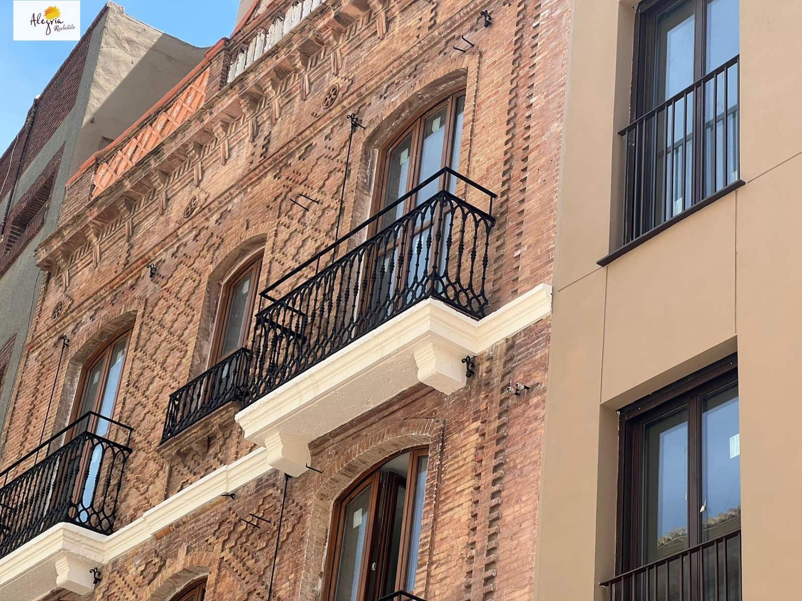3 soverom Leilighet til salgs i Valencia by med svømmebasseng garasje - € 780 000 (Ref: 9846530)