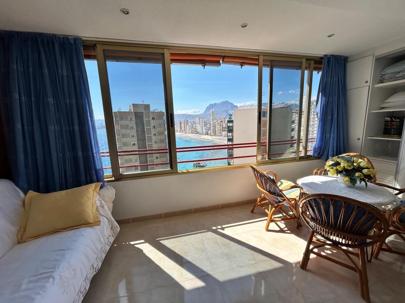 1 chambre Appartement à vendre à Benidorm avec piscine - 245 000 € (Ref: 9849505)