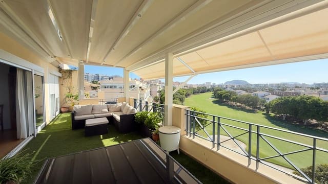 4 soveværelse Penthouse til leje i Alicante Golf, Alicante by med swimmingpool garage - € 2.000 (Ref: 9849508)