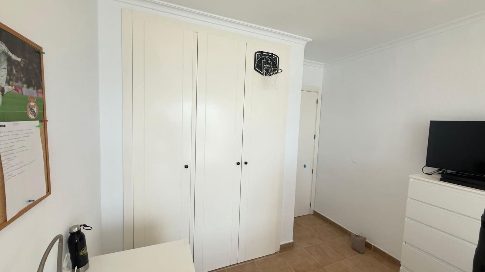 4 soveværelse Penthouse til leje i Alicante by med swimmingpool garage - € 2.000 (Ref: 9849508)