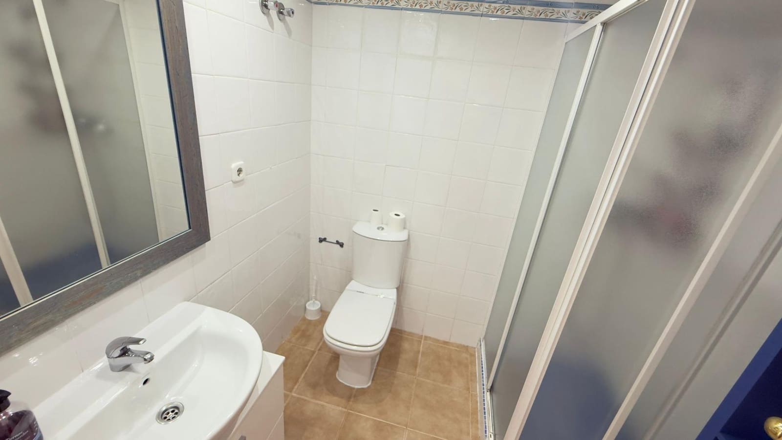 4 soveværelse Penthouse til leje i Alicante by med swimmingpool garage - € 2.000 (Ref: 9849508)