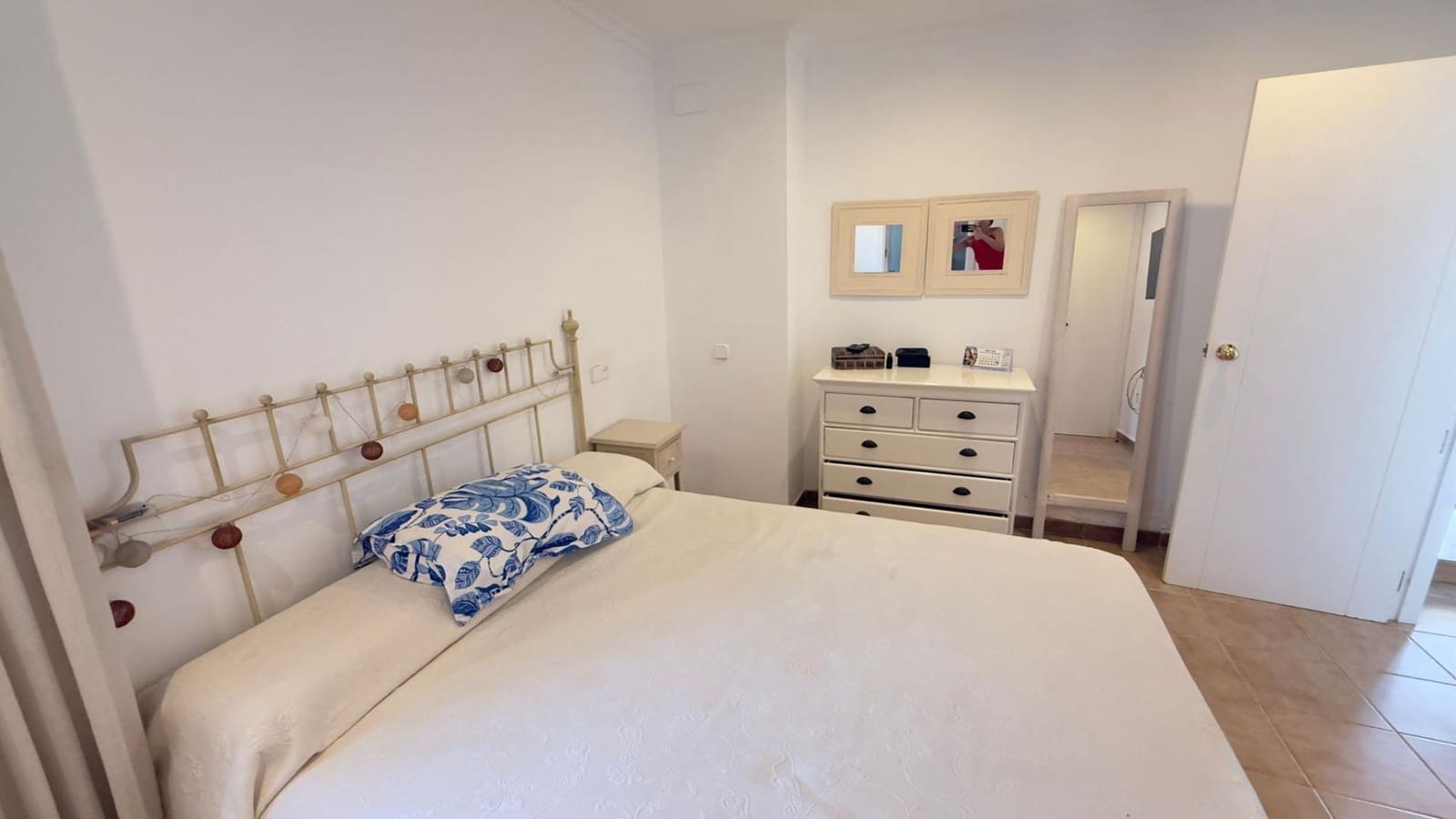 4 soveværelse Penthouse til leje i Alicante by med swimmingpool garage - € 2.000 (Ref: 9849508)